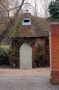Outbuilding at 36 High Street February 2010